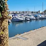 Au Village Naturiste, Vue Marina *